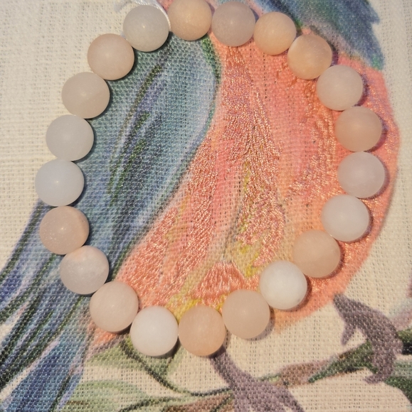 🐰SALE🐰 10mm Matte Pink Adventurine Bracelet - Picture 2 of 10